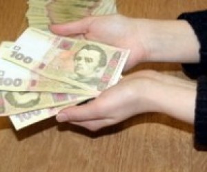 Табачник попросил студентов провести референдум по вопросам стипендий