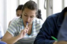 Табачник отменил госэкзамен по украинскому языку для бакалавров