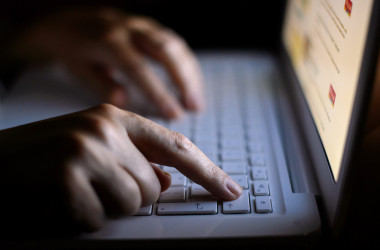 Большинство подростков сталкивается с опасностью в Интернете 