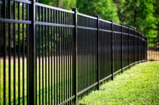 Киев потратит 24 млн на ограждение школ