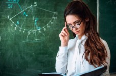 КМУ направил средства на надбавки молодым учителям