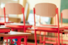 Учебные заведения должны принять меры по борьбе с эпидемией