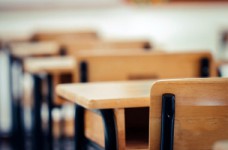 107 стран мира закрыли все школы на карантин