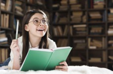 МОН думает, как организовать онлайн уроки для детей 