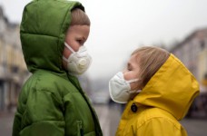 В Черновцах детям запретили выходить без родителей 