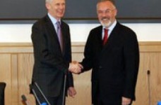 Табачник: Украина не собирается отказываться от Болонской системы