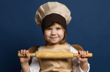 Изучаем с ребенком профессии: кто чем занимается? 