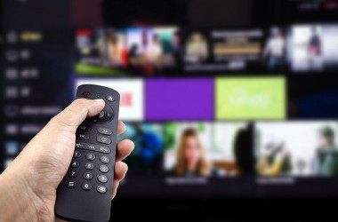 Стало известно, какие каналы покажут «Школу онлайн» 