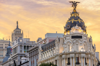 В Испании все ученики получат удовлетворительные оценки