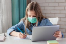 Мандзий: школам стоит готовиться к завершению года