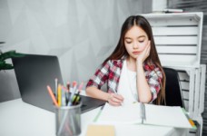 54% украинцев положительно оценивают Всеукраинскую школу онлайн 