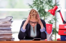 В МОН призвали минимизировать количество отчетов для учителей 