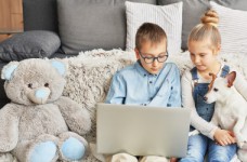 Телеуроки станут доступны для учеников начальной школы 