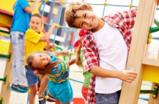 Депутаты призвали правительство запустить работу детсадов 