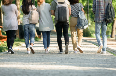 МОН просит КМУ открыть высшие учебные заведения 