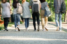 МОН просит КМУ открыть высшие учебные заведения