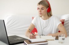 10 YouTube каналов для дистанционного обучения