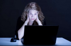Половина подростков в Украине были жертвами кибербуллинга  
