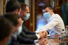 В Офисе Президента обсудили работу летних лагерей