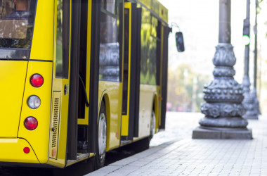 Местная власть обеспечит подвоз детей на ЗНО