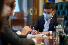 Нужно заботиться о безопасности детей на ЗНО, - Зеленский