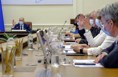 Кабмин уволил 4 заместителей министра образования