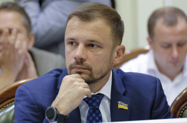 Мы искали мощного министра образования, - Бабак