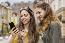 Парламент планирует снизить возраст молодежи до 29 лет