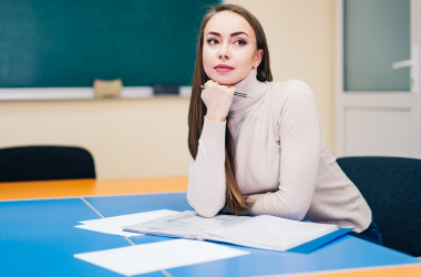 Профсоюз осуждает заявление о «лишнем» количестве учителей