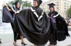 В Одессе в открытую можно купить поддельный диплом вуза