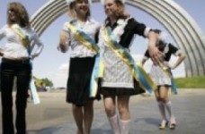 Сегодня и завтра в Украине последний звонок