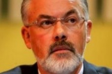 Табачник: общего с Россией учебника по истории не будет