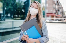 Адаптивный карантин в Украине продлен до 31 октября