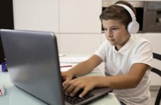 Социальные сети VS HUMAN: коммуникация с учениками в 2020 г.