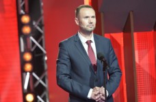 Шкарлет рассказал, где возьмут средства на маски