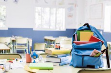 72% украинцев считают, что обучение должно происходить традиционно