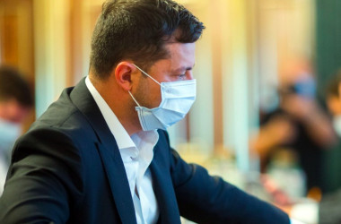 Власти хотят купить маски для школ за средства местных бюджетов