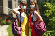 В МОН напомнили о запрете агитации в учебных заведениях