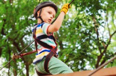 Школам поручили развивать патриотическую игру «Джура»