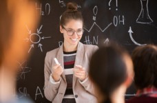 Учителя смогут не оценивать учеников по некоторым предметам