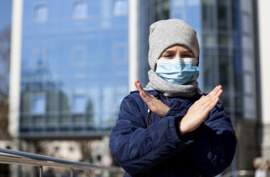 Школы и вузы в «красных» зонах будут закрывать