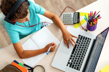 67% украинцев негативно относятся к дистанционному обучению 