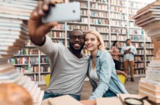 Иностранцы, проживающие в Украине, смогут учиться на бюджете