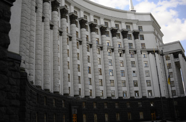 Минфин не одобрил МОН увеличение количества заместителей министра