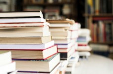 ВР не смогла принять закон о качестве учебников  