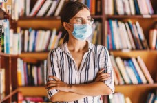 COVID-19: у учителей не могут требовать тест после болезни