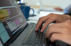 Как войти в ИТ: курсы, самообразование, стажировка, профильное образование 