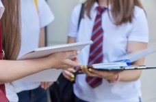 Математика наиболее популярна у участников пробного ЗНО