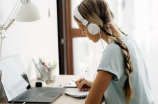 Родителям школьников: 20 вопросов и ответов о дистанционном обучении