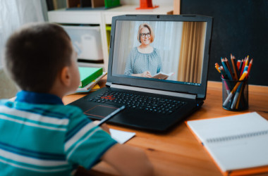 Важен ли для Вас визуальный контакт во время онлайн-уроков?